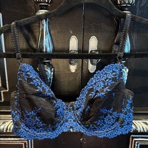 Wacoal Sexy Elegant Blue Lace Women's Bra 36C EUC